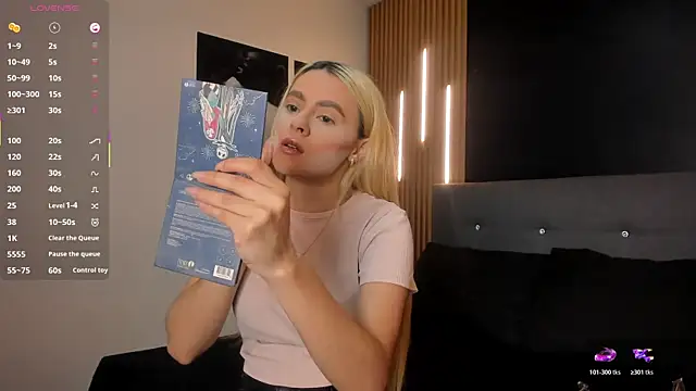 miacarperr1 online show from 03/31/26, 09:15