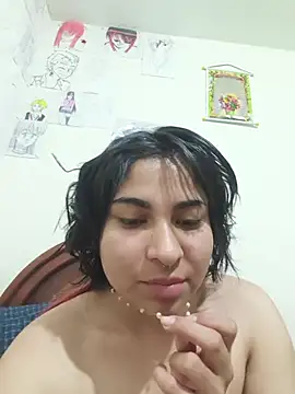 Snapshot of TioreHentai chatting on 10/24/25, 10:06 TioreHentai online show from 10/24/25, 10:06