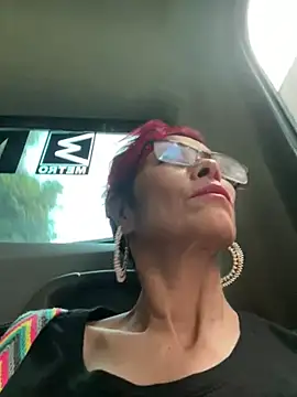 Snapshot of MireyaTorresGu chatting on 01/18/25, 10:06 MireyaTorresGu online show from 01/18/25, 10:06