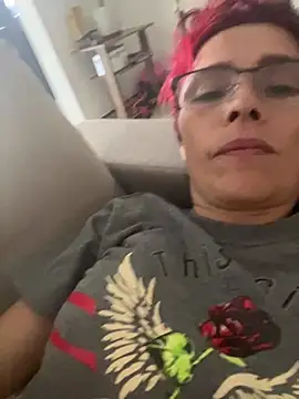 Snapshot of MireyaTorresGu chatting on 01/25/25, 08:31 MireyaTorresGu online show from 01/25/25, 08:31