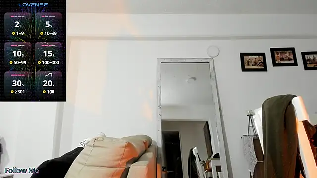 Snapshot of MireyaTorresGu chatting on 02/01/25, 01:34 MireyaTorresGu online show from 02/01/25, 01:34