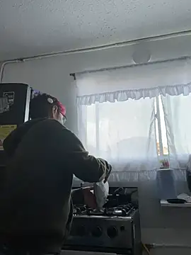 Snapshot of MireyaTorresGu chatting on 02/05/25, 10:12 MireyaTorresGu online show from 02/05/25, 10:12