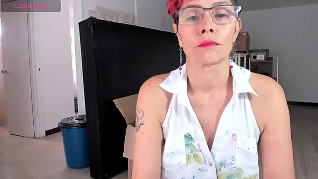 Snapshot of MireyaTorresGu chatting on 03/07/25, 03:07 MireyaTorresGu online show from 03/07/25, 03:07