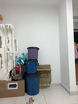 Snapshot of MireyaTorresGu chatting on 10/21/25, 10:27 MireyaTorresGu online show from 10/21/25, 10:27