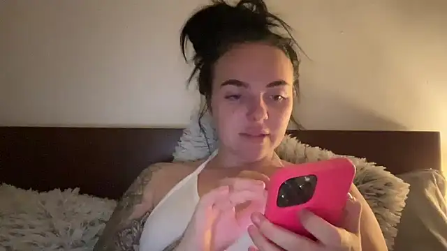 yorkshiregal online show from 12/07/24, 08:49