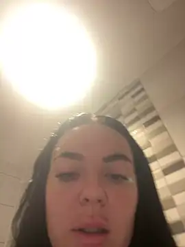 yorkshiregal online show from 12/20/24, 10:38