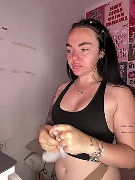 yorkshiregal online show from 04/18/26, 07:23