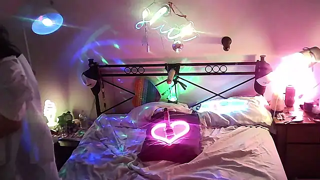 ingrid1982 online show from 01/14/26, 04:56