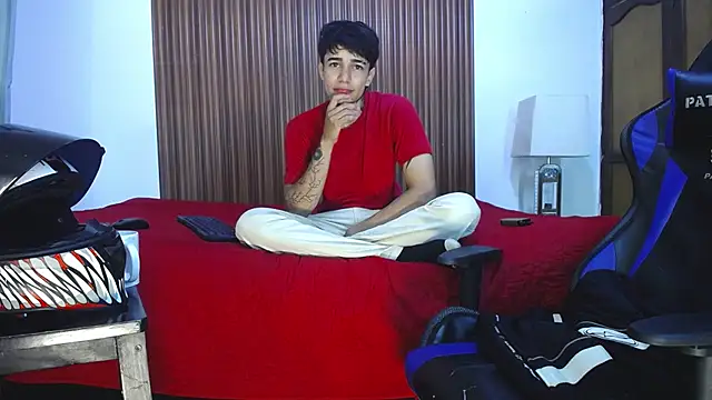 Zacktk7 online show from 12/14/24, 05:14