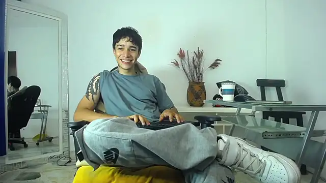 Zacktk7 online show from 01/23/25, 09:07