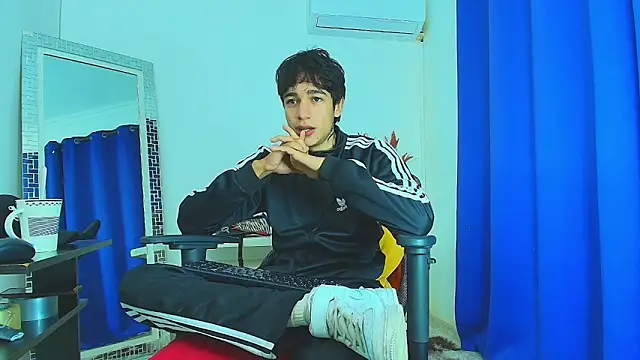 Zacktk7 online show from 02/19/25, 11:36