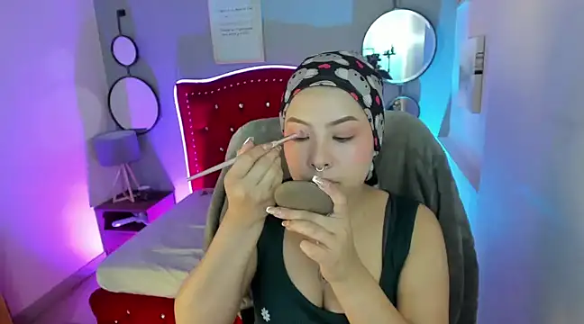 Namiko Park online show from 02/05/25, 04:36