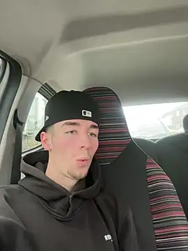 MikesWood21 online show from 01/31/25, 03:22