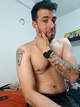 jhonyhot9292 online show from 03/10/26, 01:32