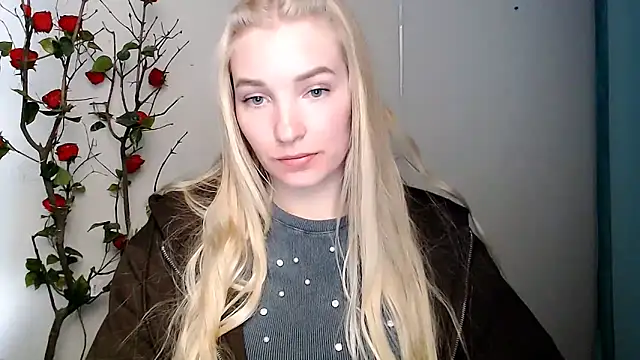 Queen ofLove online show from 04/08/26, 02:06