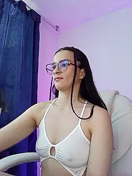 mariaan m  online show from 11/08/25, 09:13