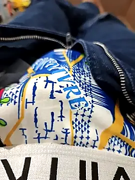 crrazy boy1  online show from 10/02/25, 06:31