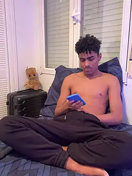 Ryan-hot online show from 03/04/25, 06:37