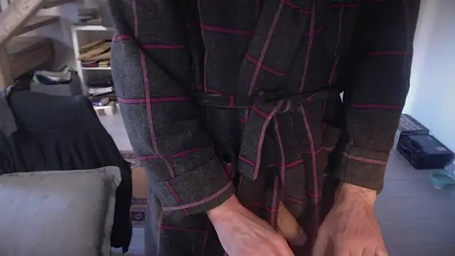 Snapshot of contemptumundi888 chatting on 12/14/25, 12:54 contemptumundi888 online show from 12/14/25, 12:54