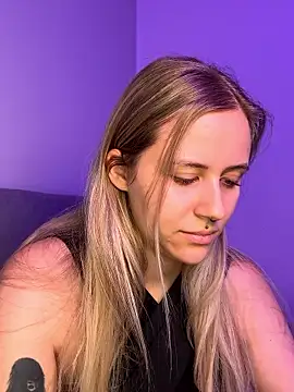 lunawolf21 online show from 01/10/26, 11:23