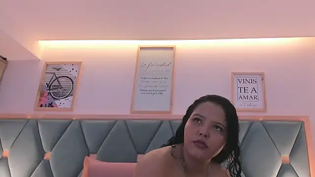 isabella walton online show from 02/04/26, 11:16