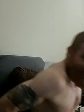 Snapshot of Jay81 chatting on 11/26/25, 07:20 Jay81 online show from 11/26/25, 07:20