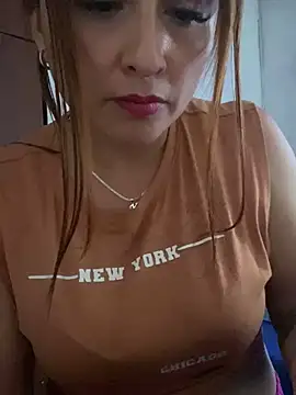 Snapshot of Keittly_ chatting on 12/16/24, 09:41 Keittly online show from 12/16/24, 09:41