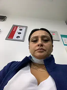 Snapshot of Keittly_ chatting on 10/17/25, 02:59 Keittly online show from 10/17/25, 02:59