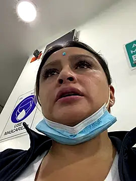 Snapshot of Keittly_ chatting on 11/01/25, 01:57 Keittly online show from 11/01/25, 01:57