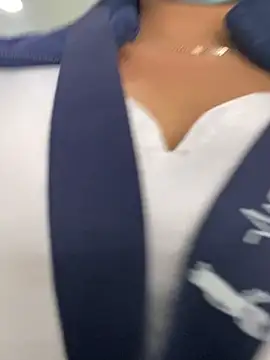 Snapshot of Keittly_ chatting on 11/15/25, 01:18 Keittly online show from 11/15/25, 01:18