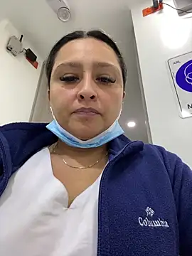 Snapshot of Keittly_ chatting on 11/20/25, 06:18 Keittly online show from 11/20/25, 06:18