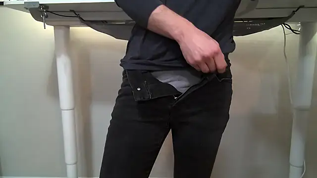 katbot online show from 12/18/24, 05:10