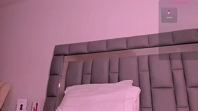 vivianne scott online show from 09/10/25, 12:05