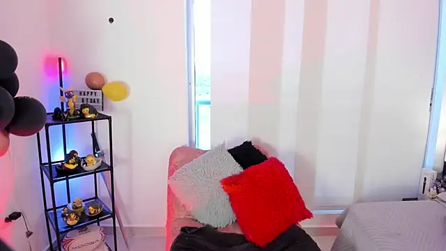 AndreaVelasco online show from 06/20/26, 04:21