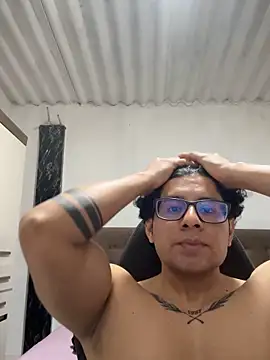 Snapshot of ikkipro chatting on 12/05/25, 06:44 ikkipro online show from 12/05/25, 06:44