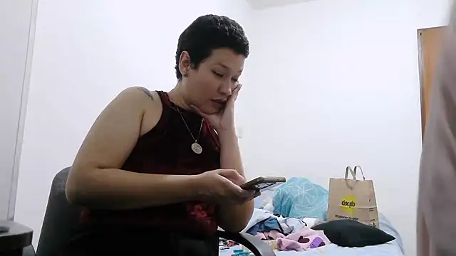 luxandracon23 online show from 02/07/26, 12:47