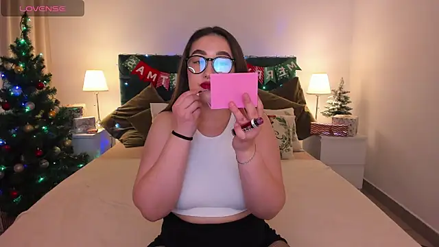 Aria Blisss online show from 12/28/24, 08:37