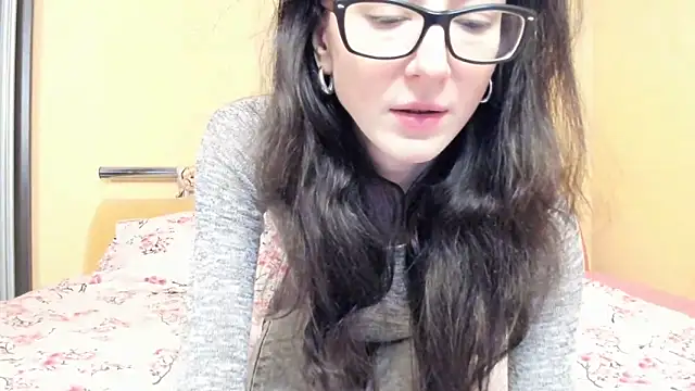 Snapshot of Baby_Jewel chatting on 12/16/25, 11:15 Baby Jewel online show from 12/16/25, 11:15