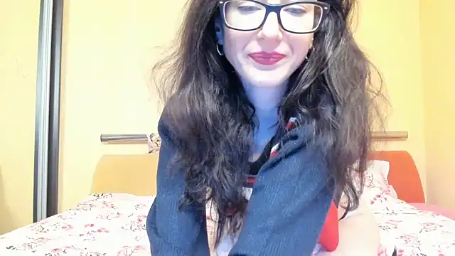 Snapshot of Baby_Jewel chatting on 12/17/25, 11:16 Baby Jewel online show from 12/17/25, 11:16