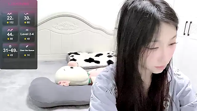 Snapshot of MMiao-66u chatting on 12/24/24, 08:22 MMiao-66u online show from 12/24/24, 08:22