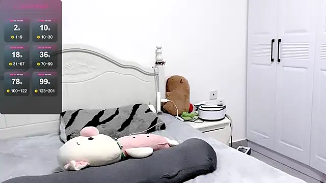 Snapshot of MMiao-66u chatting on 12/31/24, 08:04 MMiao-66u online show from 12/31/24, 08:04