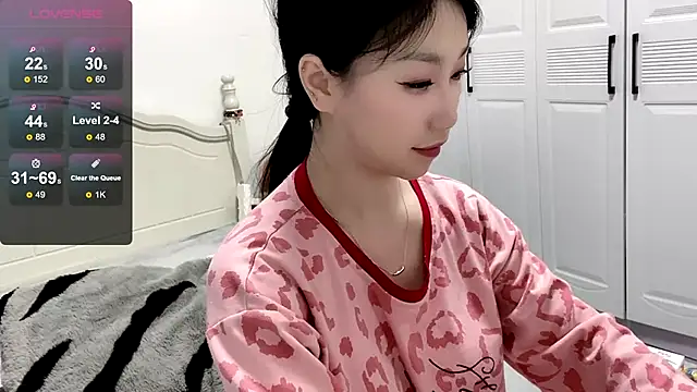 Snapshot of MMiao-66u chatting on 02/03/25, 12:03 MMiao-66u online show from 02/03/25, 12:03