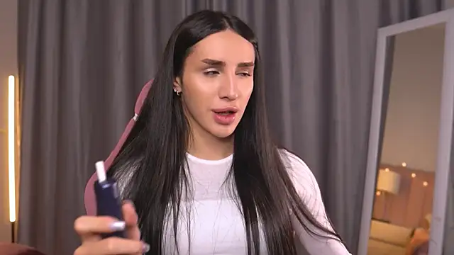 Kim Oberlin  online show from 11/04/25, 11:09