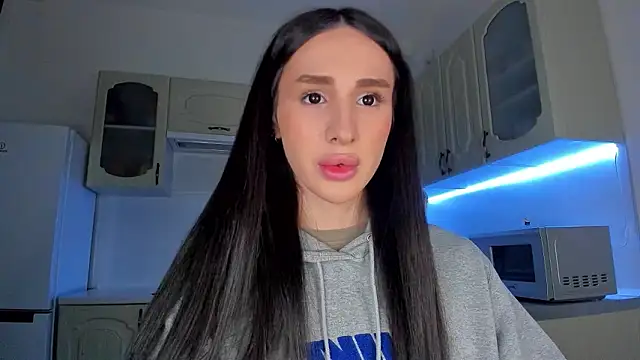 Kim Oberlin  online show from 02/09/26, 03:27