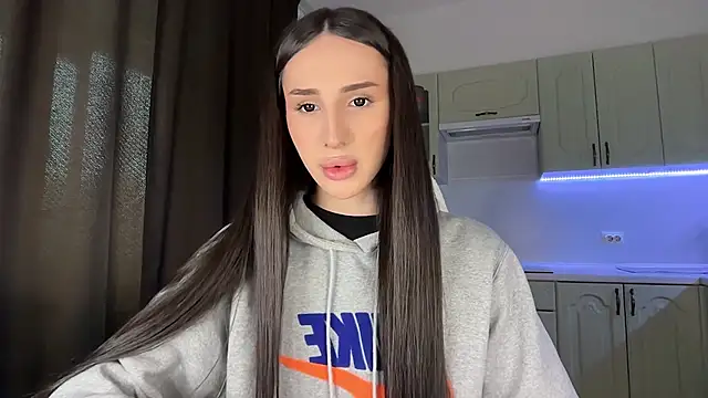 Kim Oberlin  online show from 02/24/26, 01:09