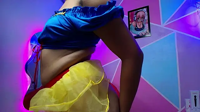 Snapshot of couple_lovelyds chatting on 10/26/25, 09:53 couple lovelyds online show from 10/26/25, 09:53