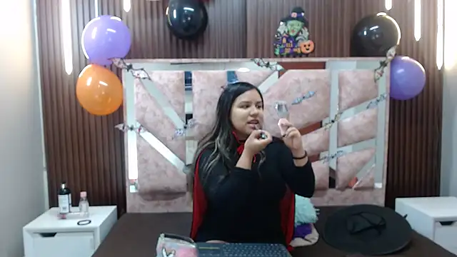 Snapshot of stephanieross202cl chatting on 10/31/25, 03:51 stephanieross202cl online show from 10/31/25, 03:51