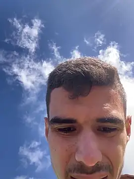 Snapshot of RicarBer chatting on 02/13/26, 01:18 RicarBer online show from 02/13/26, 01:18