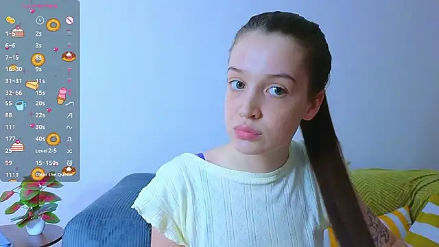 Snapshot of Sweet_Evva chatting on 02/08/26, 06:44 Sweet Evva online show from 02/08/26, 06:44