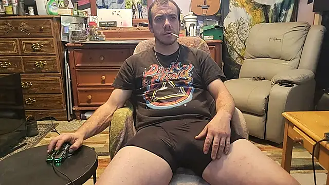 ScubaStevex online show from 01/11/26, 03:39